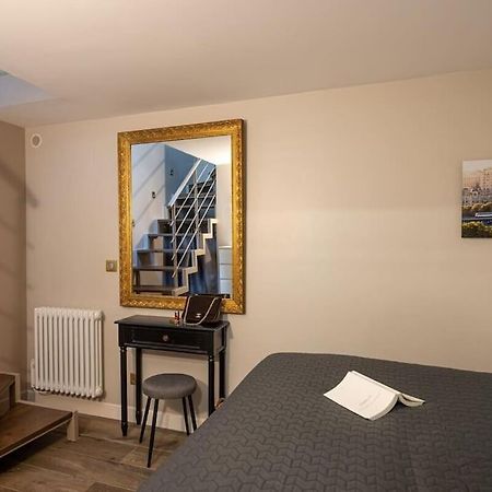 My Boudoir Apartment Париж Екстериор снимка